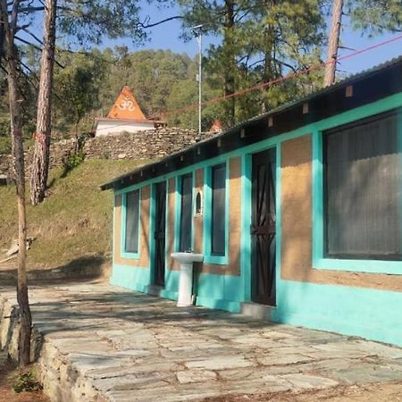 Joshi Cottage Binsar Esterno foto