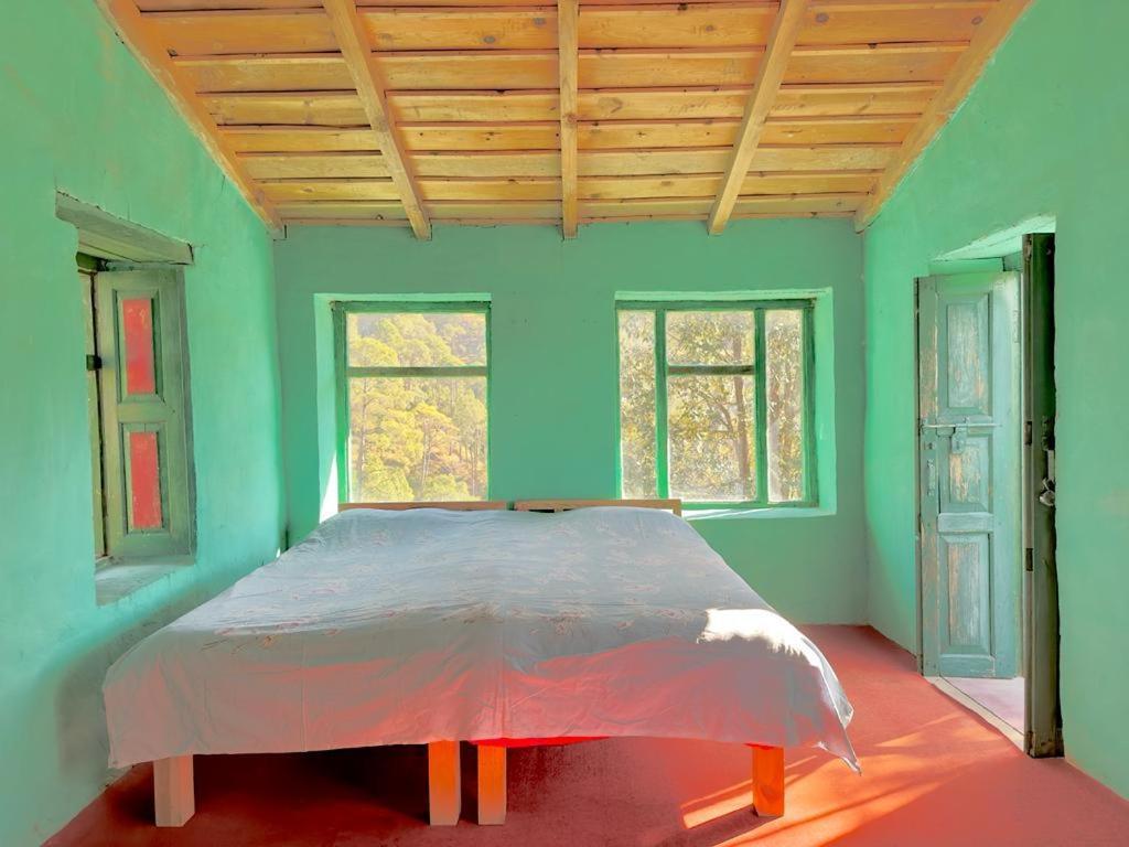 Joshi Cottage Binsar Esterno foto