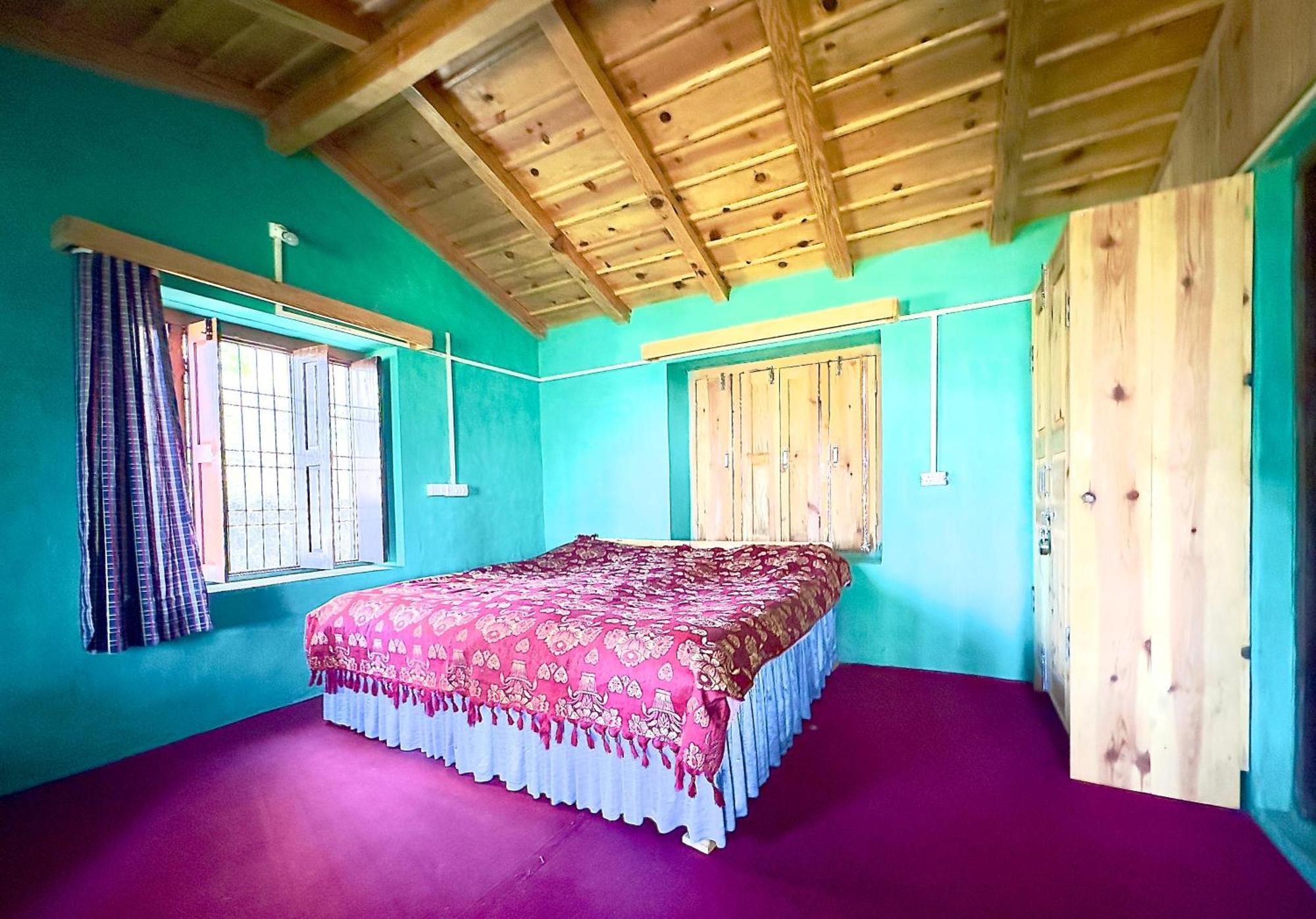 Joshi Cottage Binsar Esterno foto
