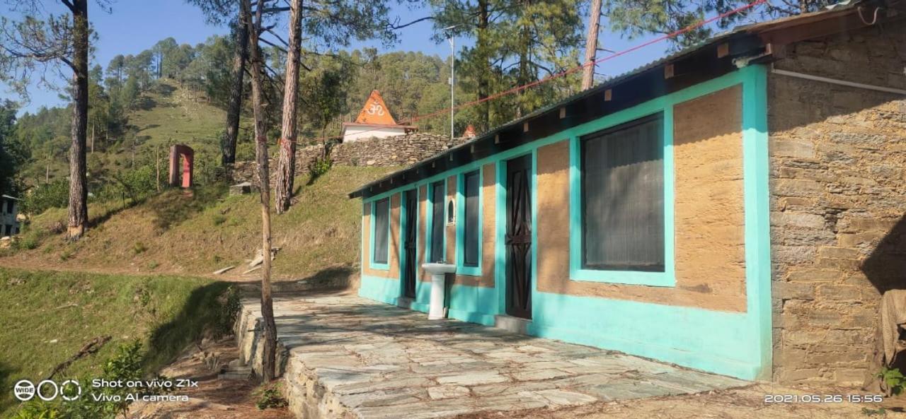 Joshi Cottage Binsar Esterno foto